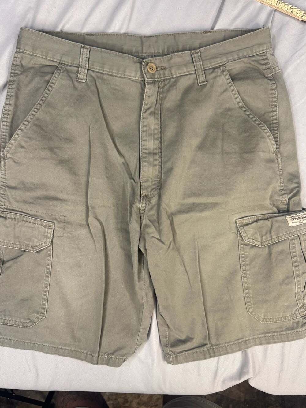 Wrangler Cargo Shorts Olive Green